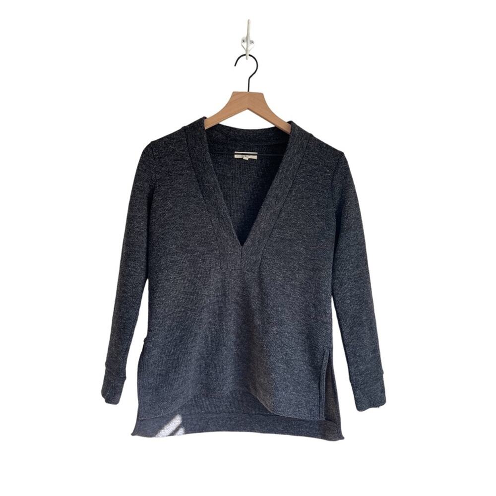 Madewell Low V Neck Gray Pullover Sweater Style E5147 Size XS
